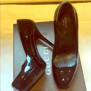 Gorgeous Classic Square Toe Gucci Blk Patent pump
